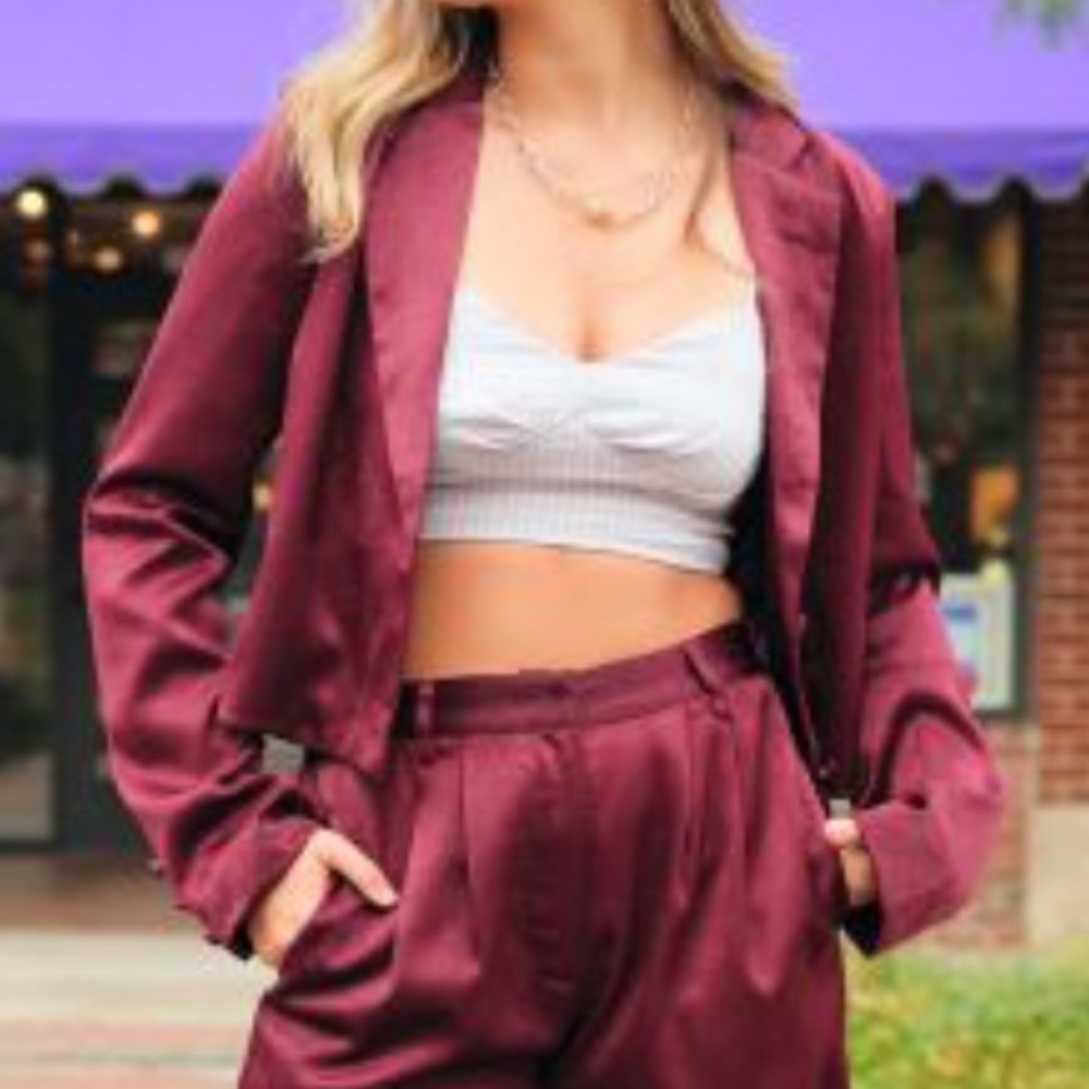 NWOT Strut & Bolt Cropped Burgundy Blazer with Double Buttons